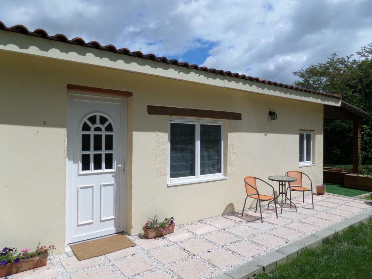 Saint-Nicolas-de-la-Grave Gite De Cerisier מראה חיצוני תמונה